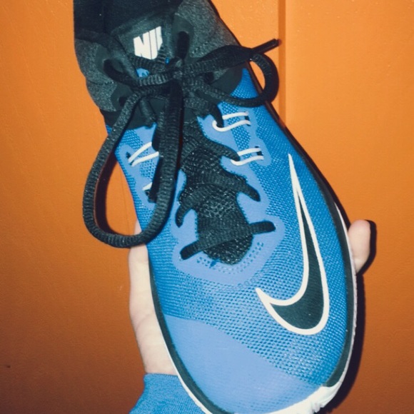 💙Nike Air Versitile 2💙 - Picture 5 of 7